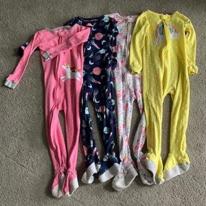 Girls 3T footed pajamas